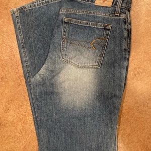 American eagle women’s jeans